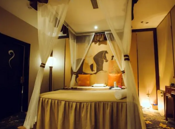 青岛市南休闲会所环境风采（一）